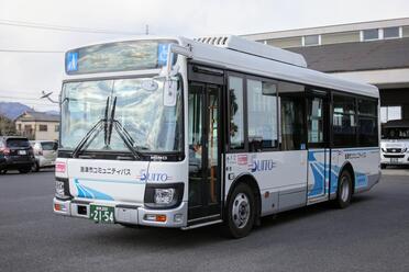中型バス車両写真