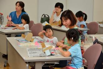 画像　夏のダンボール工作会2