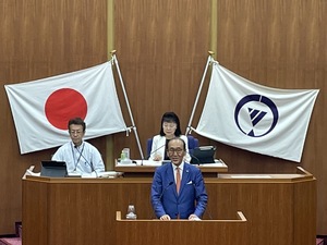 和８年第２回津島市議会定例会を開会しました。会期は６月１日から２４日までの２４日間です。  私は４期