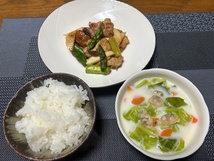 令和7年4月鶏肉のガーリックバター炒め