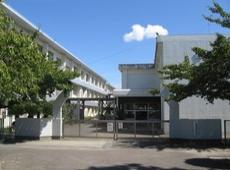 津島市立天王中学校の風景