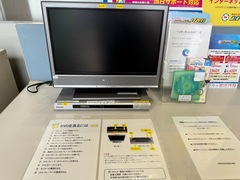 画像：情報サロン、DVDプレイヤー