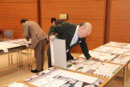 画像　「防災・減災のための津島型住宅モデル」の一次審査を行う審査委員長