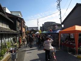 津島本町ぐるぐる市場