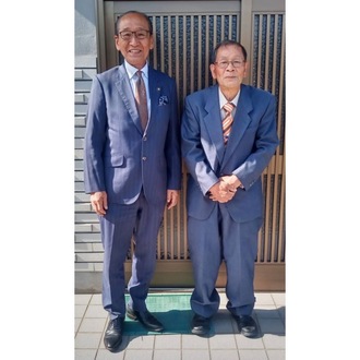 服部元之氏